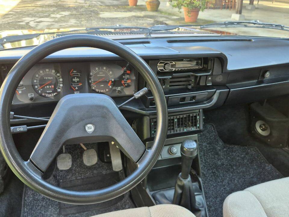 Imagen 34/60 de Lancia Beta Coupe 1300 (1978)