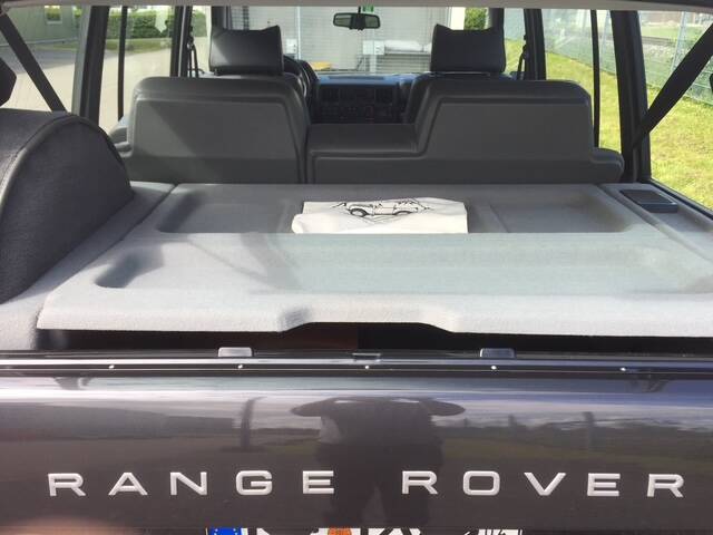 Image 17/53 of Land Rover Range Rover 4.2 LSE (1994)