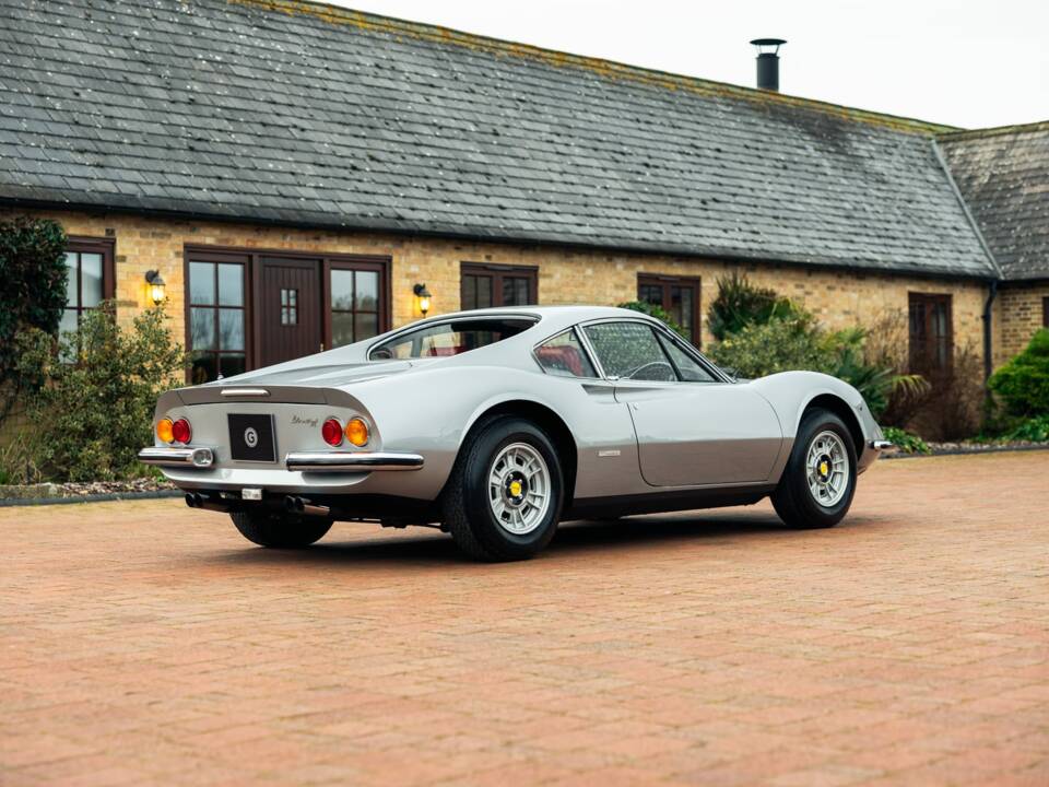 Image 4/20 of Ferrari Dino 246 GT (1973)