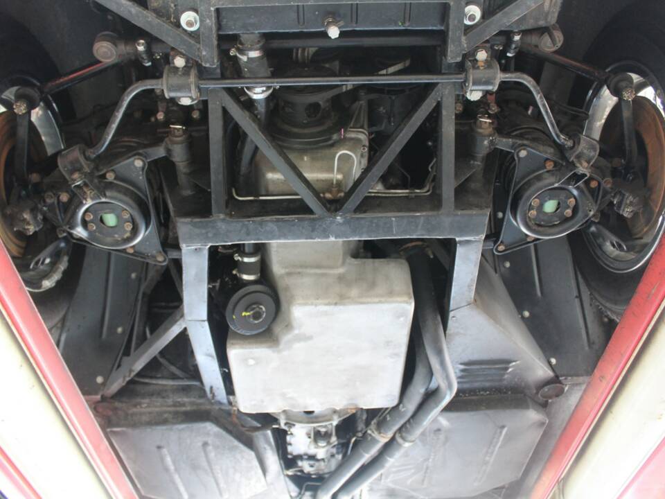 Bild 46/50 von Maserati Mistral 3700 Spyder (1965)