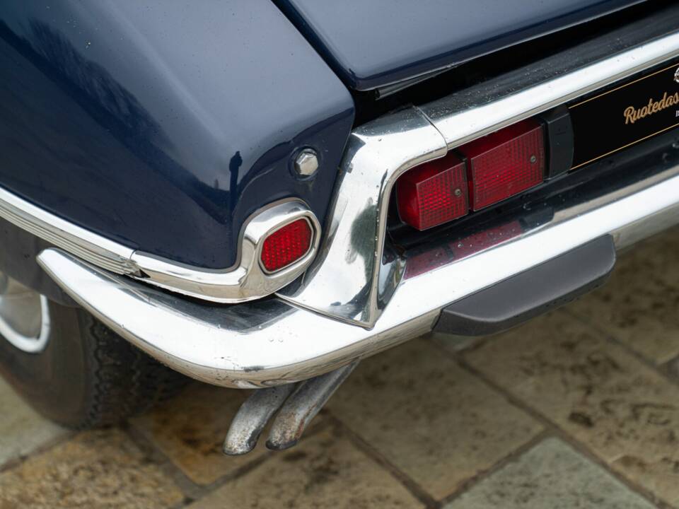 Image 20/50 of Citroën DS 20 (1972)