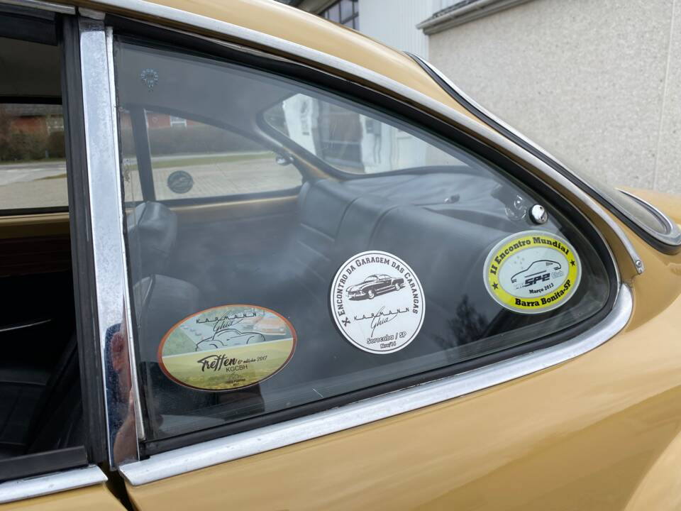 Image 19/42 de Volkswagen Karmann Ghia 1600 (1970)