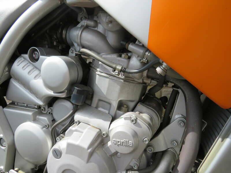 Bild 25/41 von Aprilia Moto 6.5 (2000)