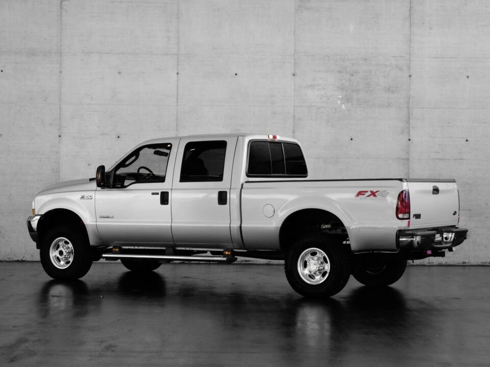 Image 2/41 de Ford F-350 Super Duty (2004)