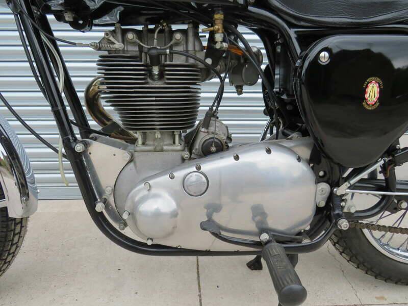 Image 4/45 of BSA DB 32 Gold Star (1959)