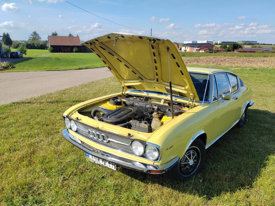 Image 42/54 of Audi 100 Coupe S (1971)