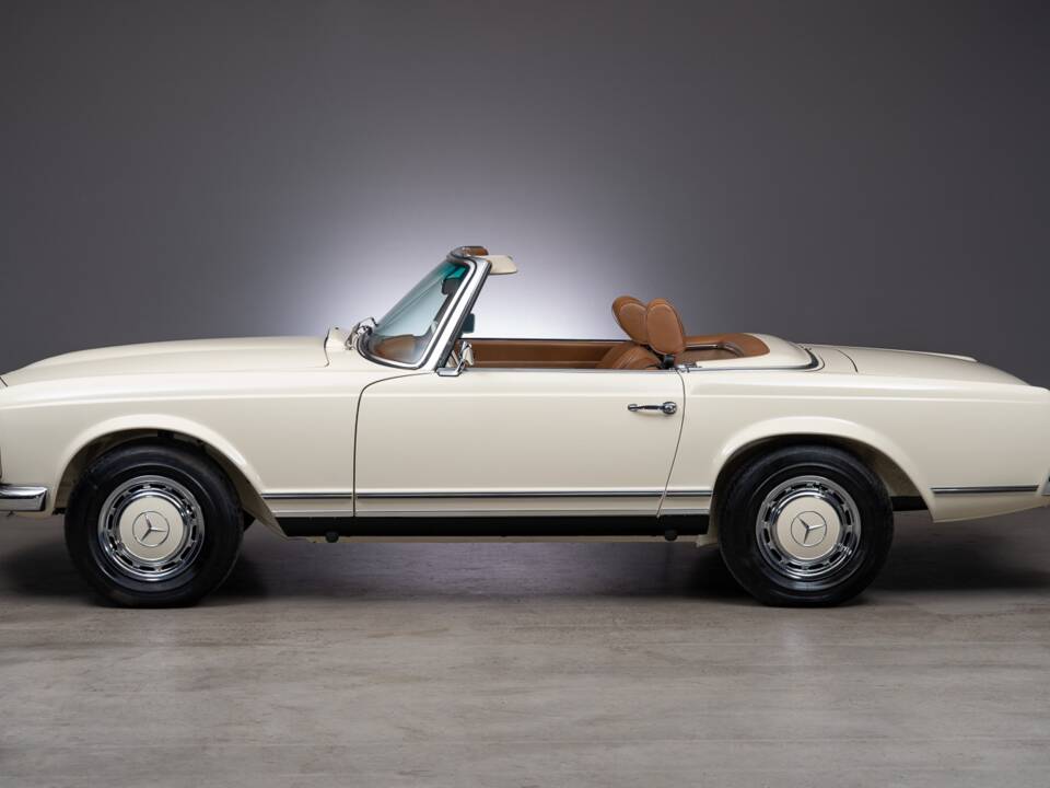 Image 5/41 of Mercedes-Benz 280 SL (1969)