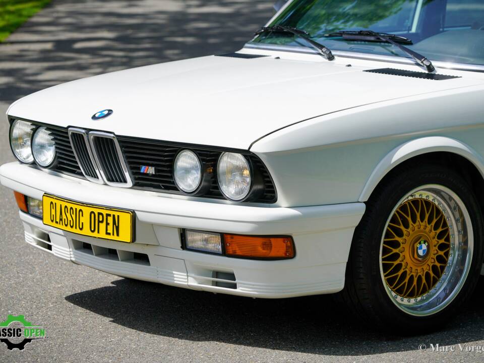 Image 23/51 of BMW M 535i (1985)