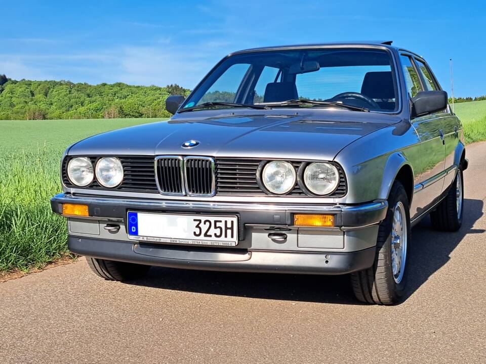 Image 2/15 of BMW 325e (1987)
