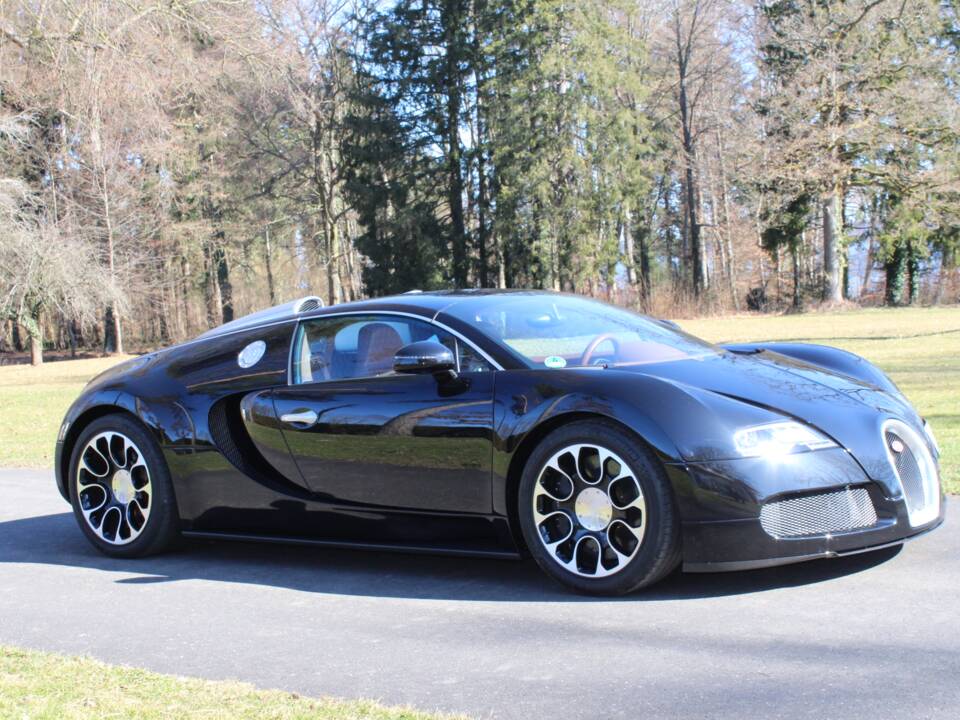 Immagine 3/18 di Bugatti Grand Sport (2011)