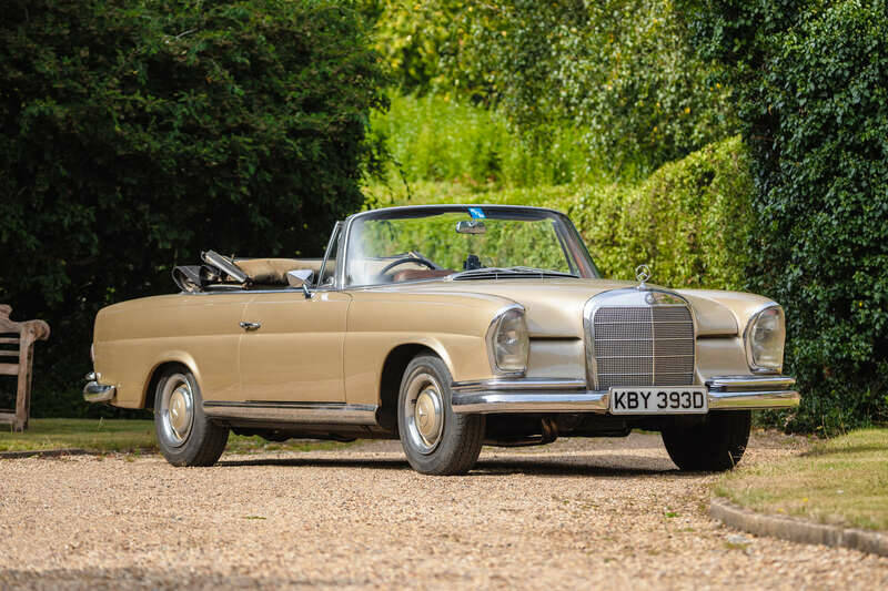 Image 1/50 de Mercedes-Benz 250 SE (1966)