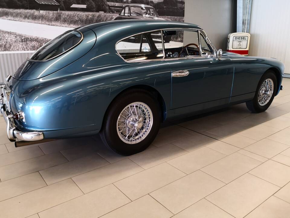 Imagen 7/24 de Aston Martin DB 2&#x2F;4 Mk I (1954)