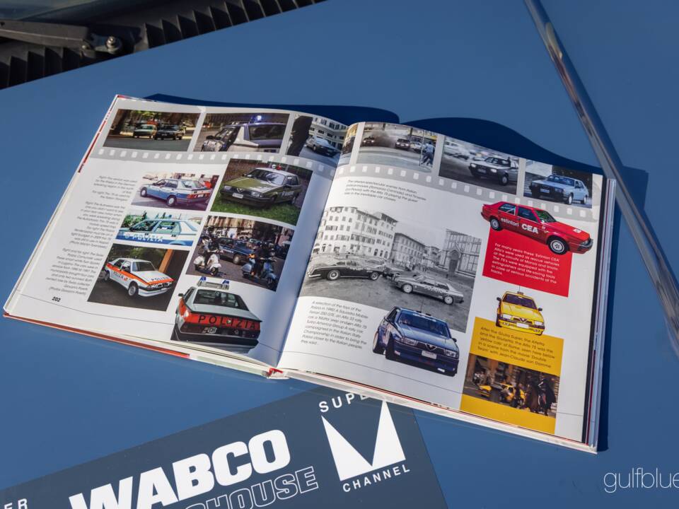 Image 38/44 of Alfa Romeo 75 3.0 V6 QV (1989)