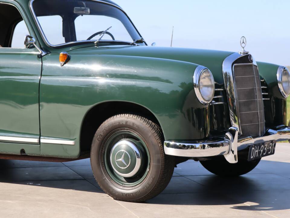 Image 23/50 of Mercedes-Benz 180 D (1958)