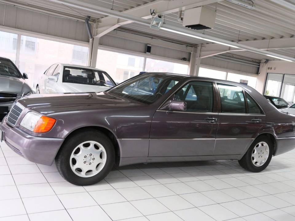 Image 3/14 of Mercedes-Benz 500 SE (1991)
