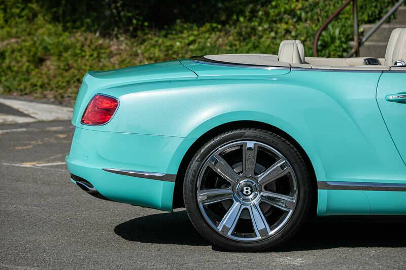 Image 38/38 of Bentley Continental GTC V8 (2013)