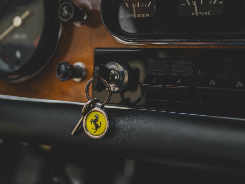 Image 33/79 of Ferrari 275 GTB/4 (1968)