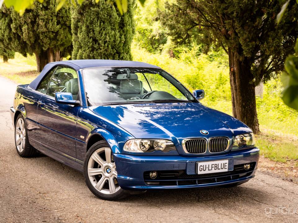 Image 47/56 of BMW 323Ci (2000)