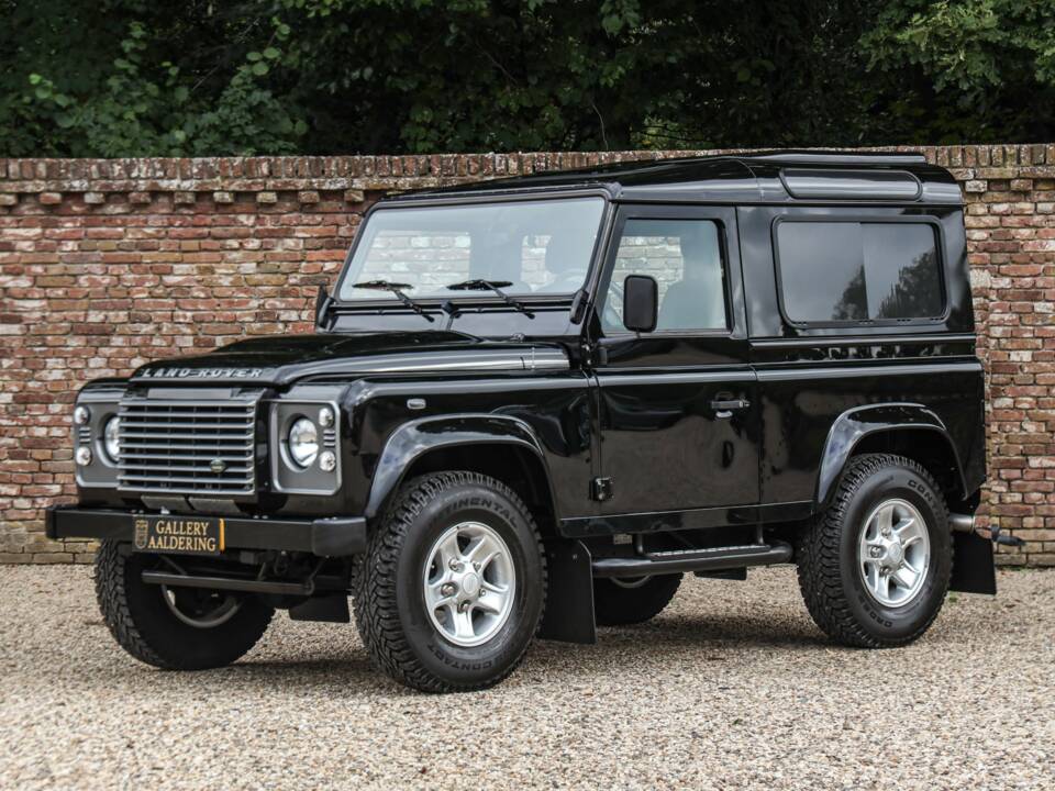 Bild 10/50 von Land Rover Defender 90 (2013)