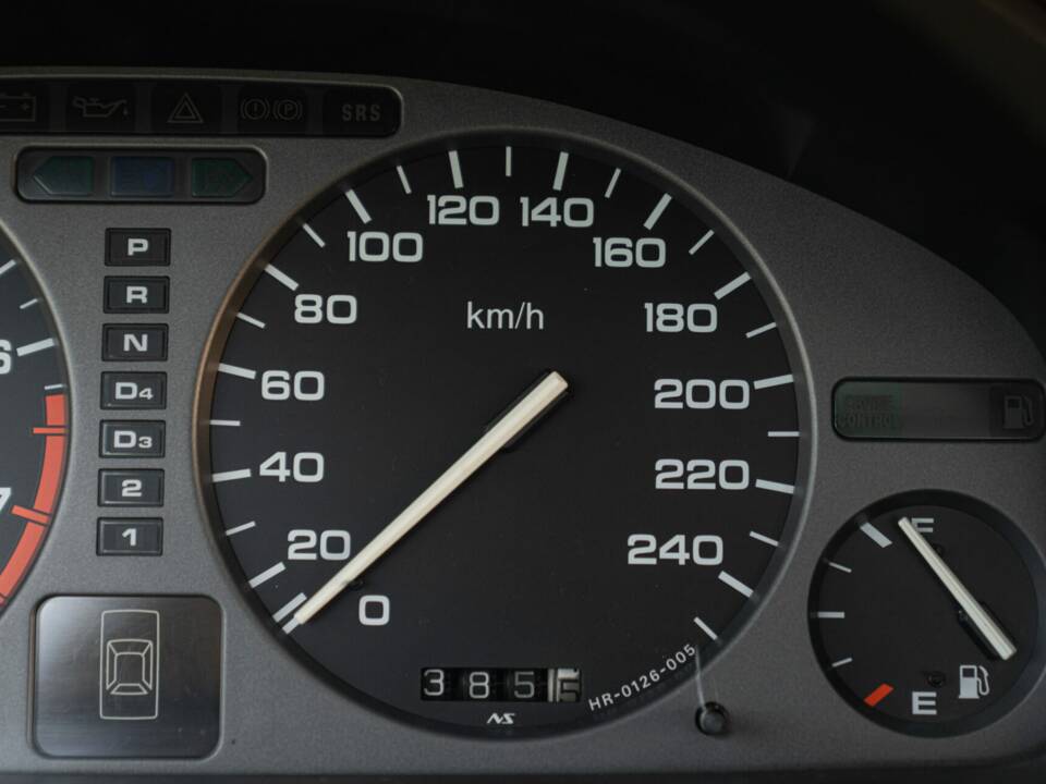 Bild 48/50 von Honda Legend (1992)