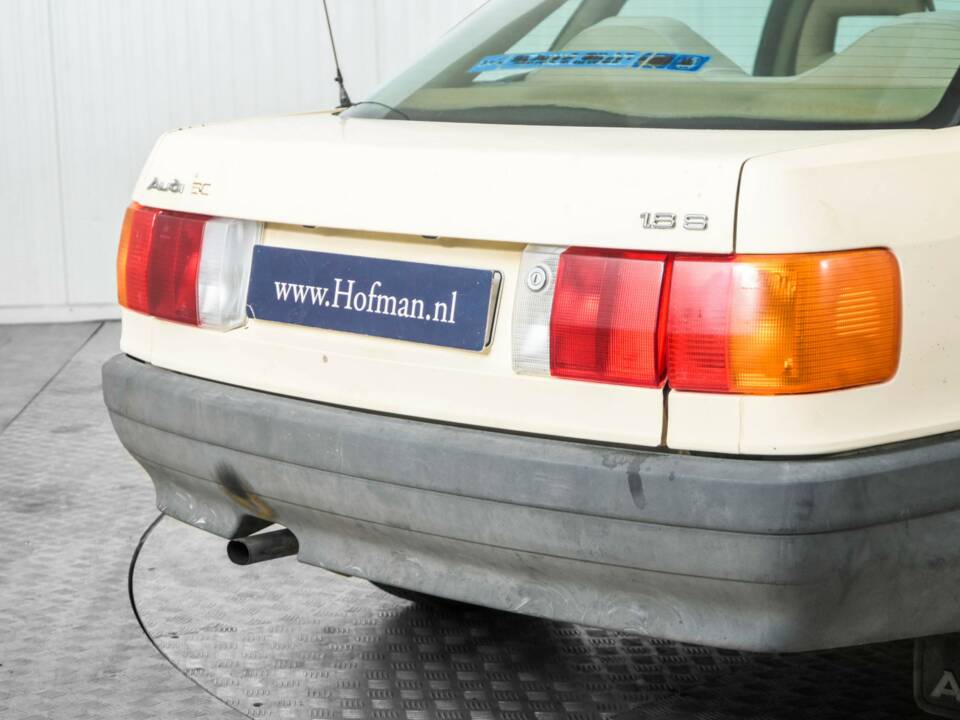Immagine 26/50 di Audi 80 quattro  -  1.8S (1987)