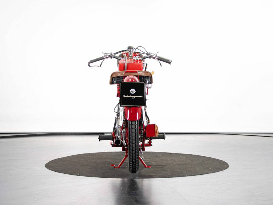 Immagine 5/50 di Moto Guzzi 250 SS (1930)