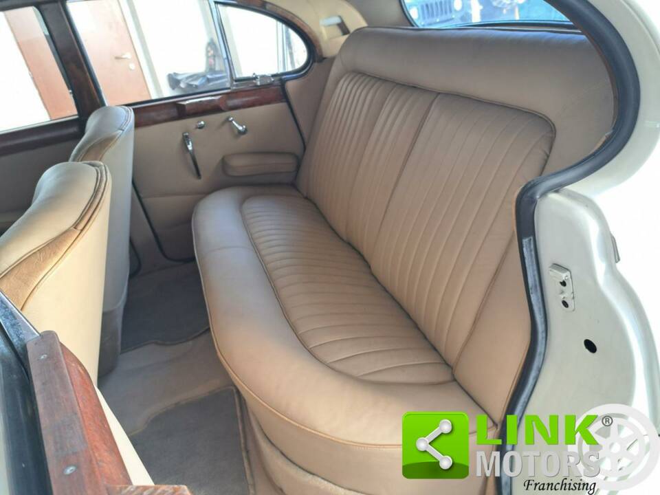 Bild 6/10 von Jaguar Mk VII (1954)