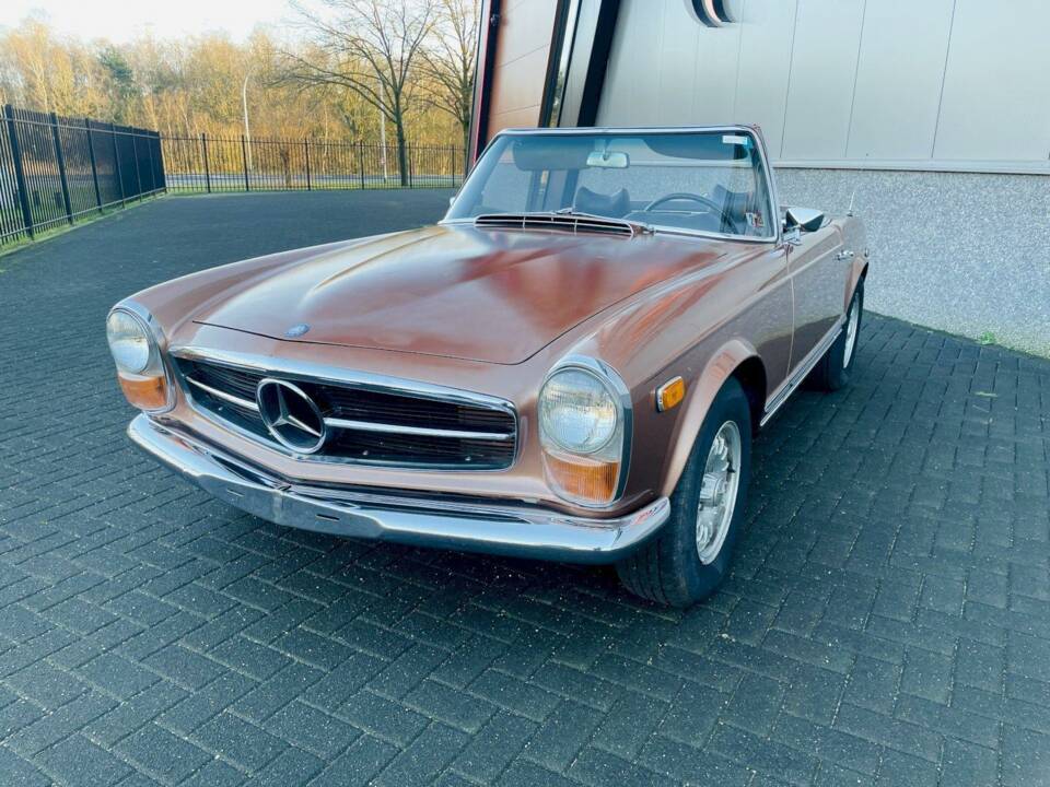 Bild 7/36 von Mercedes-Benz 280 SL (1970)