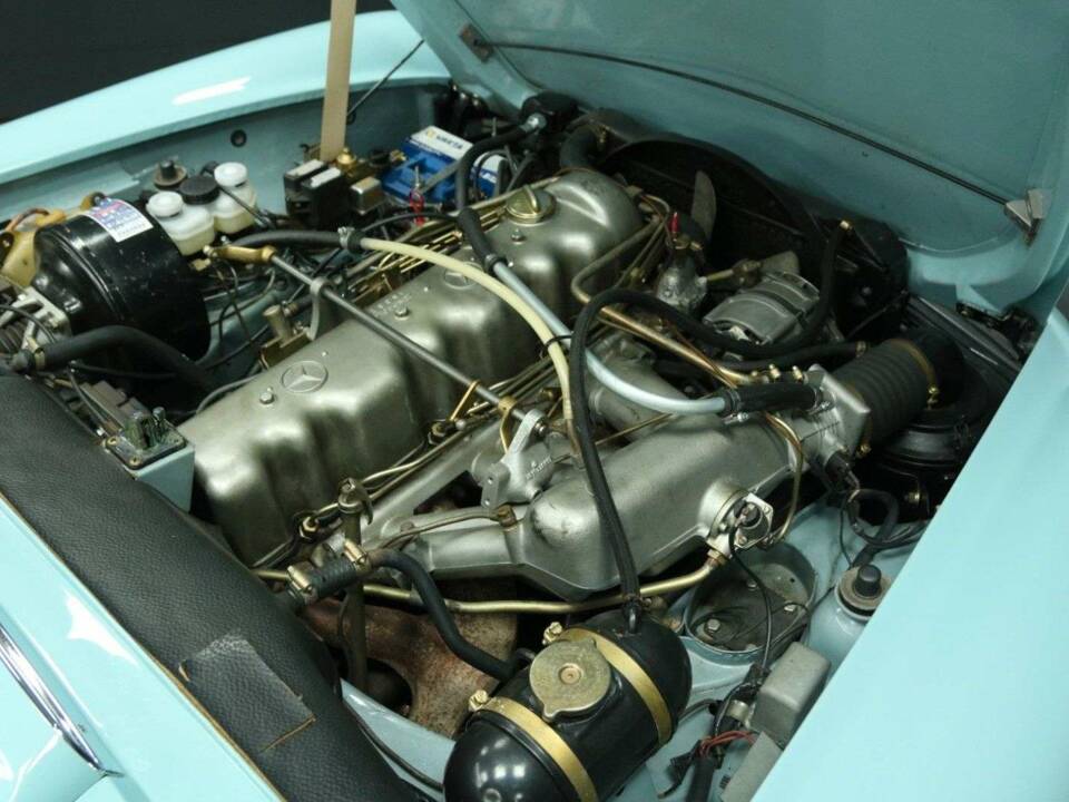 Bild 37/50 von Mercedes-Benz 280 SL (1971)