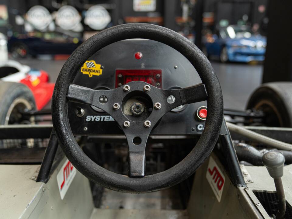 Image 34/50 of Alfa Romeo Formula Alfa Boxer (1987)