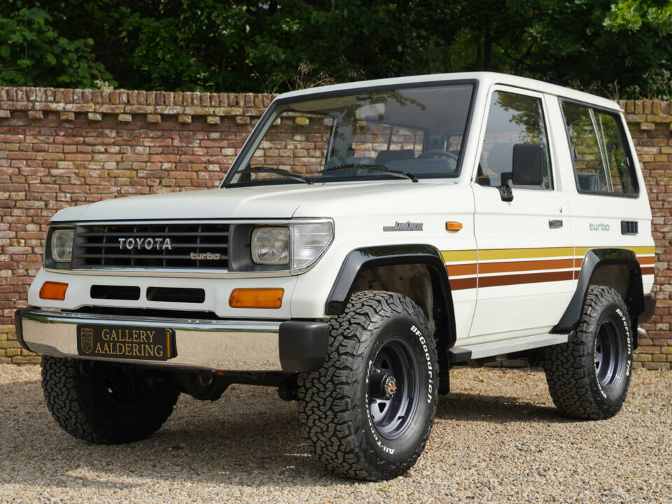 Immagine 30/50 di Toyota Land Cruiser 2.4 LX Turbo (1992)