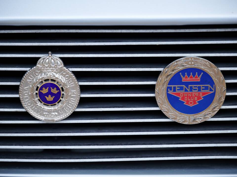 Image 7/50 of Jensen FF (1967)