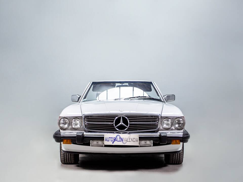 Image 4/48 of Mercedes-Benz 560 SL (1988)