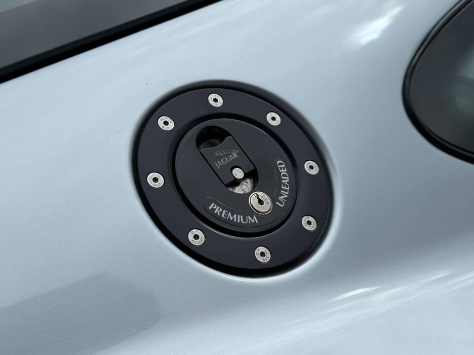 Bild 24/55 von Jaguar XJ 220 (1993)