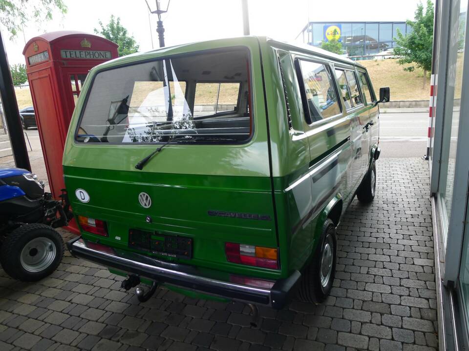 Image 4/15 of Volkswagen T3 Caravelle GL 1.9 (1990)