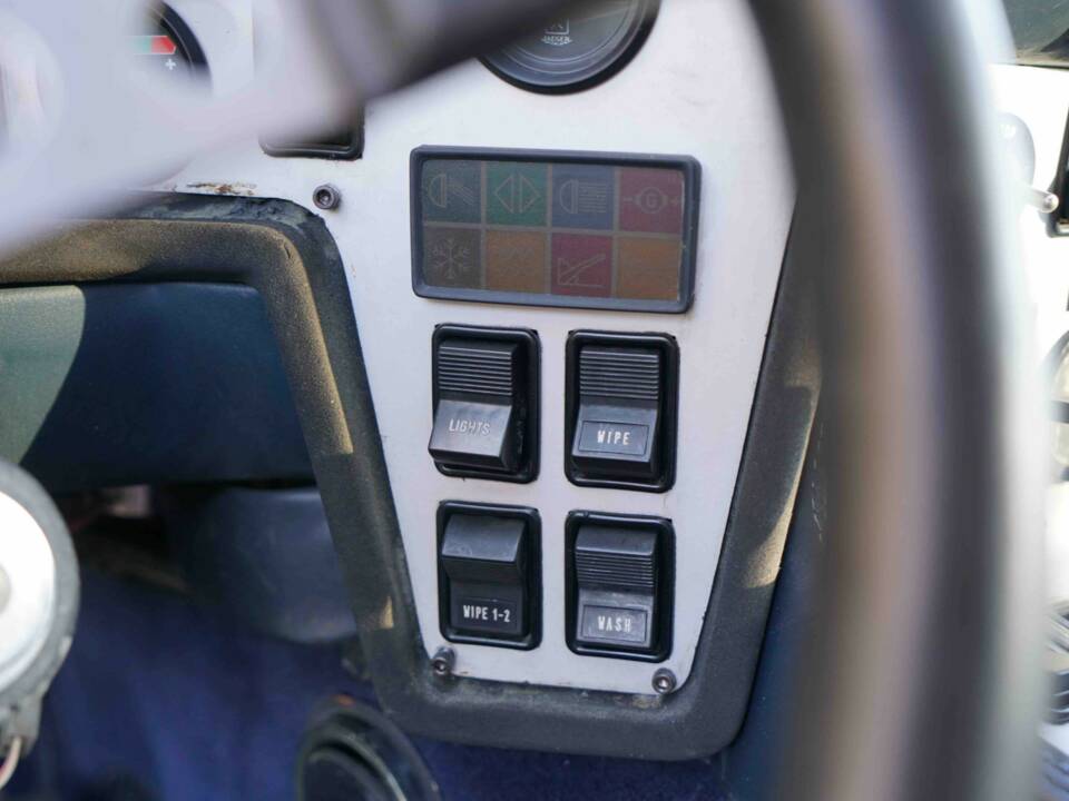 Bild 36/50 von Lamborghini Espada 400 GT (1973)