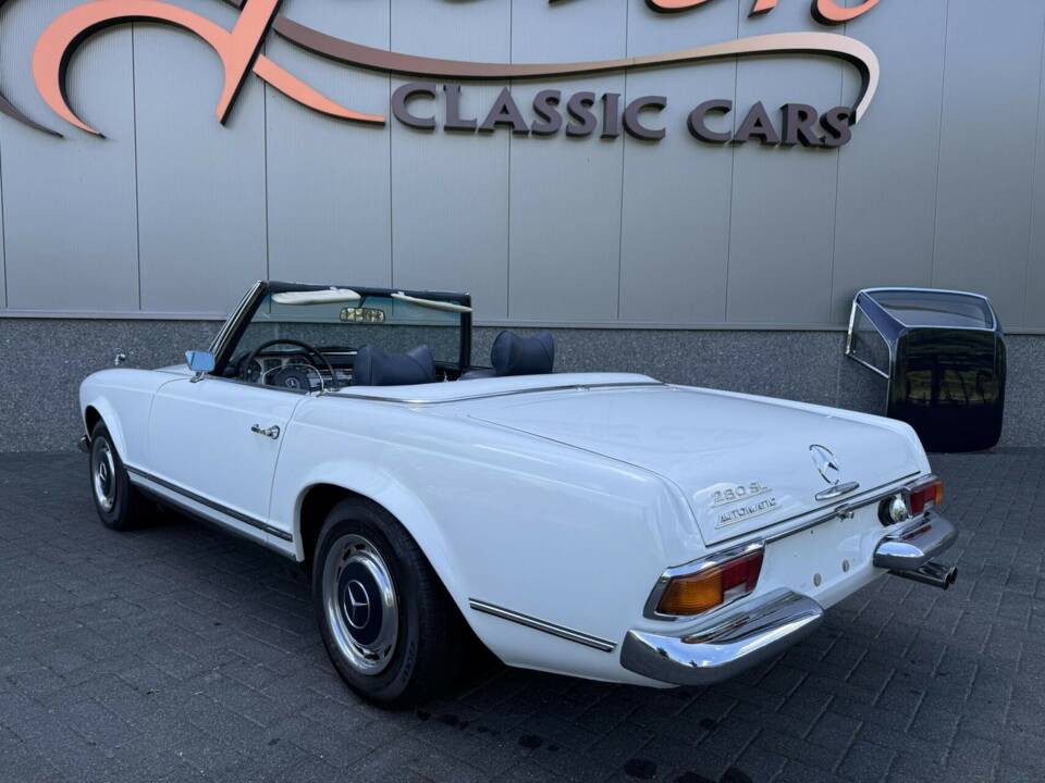 Bild 14/50 von Mercedes-Benz 280 SL (1969)