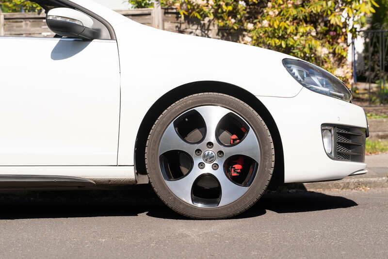 Bild 19/50 von Volkswagen Golf VI GTI (2013)