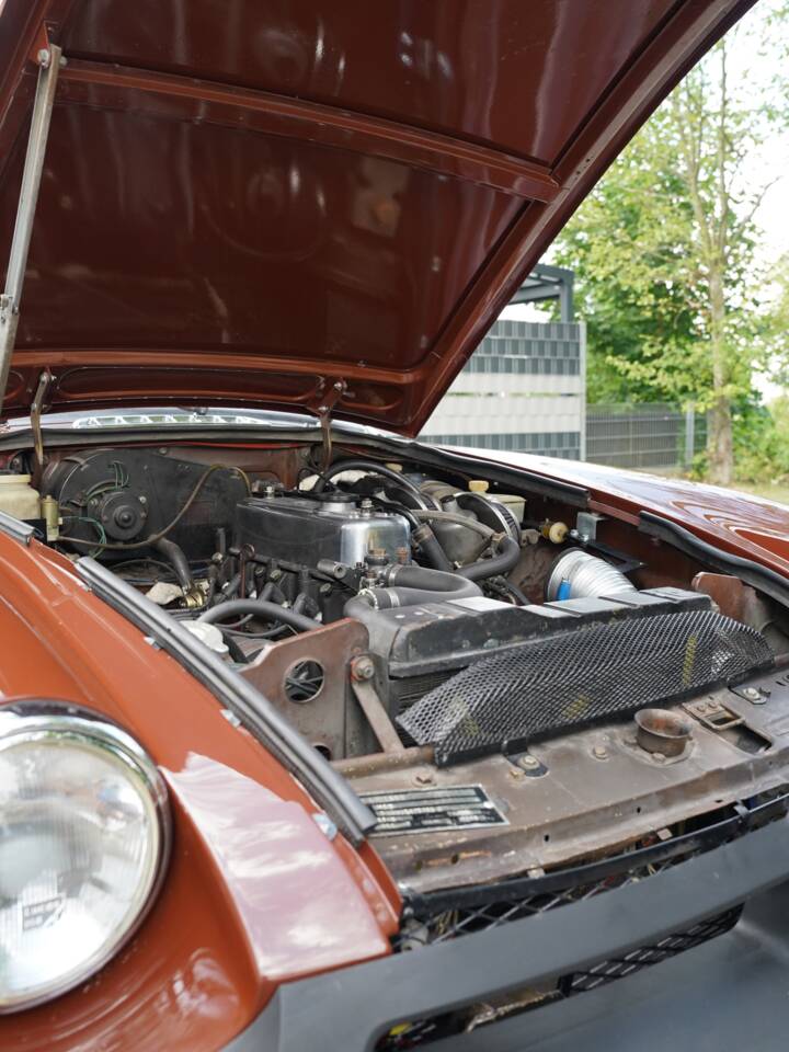 Image 84/100 of MG MGB (1978)