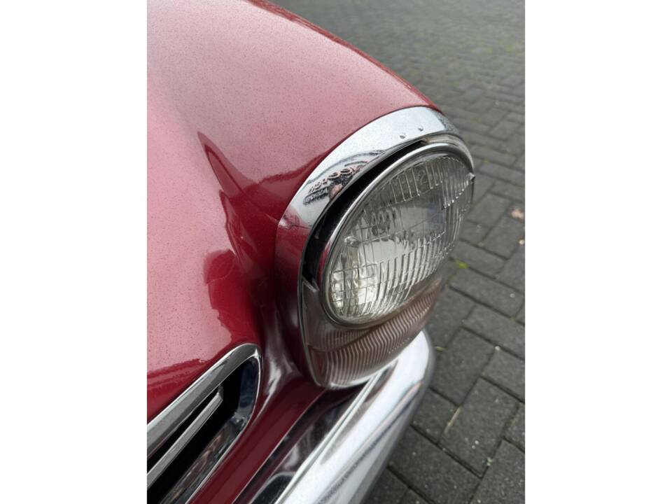 Image 27/50 of Mercedes-Benz 280 SL (1971)