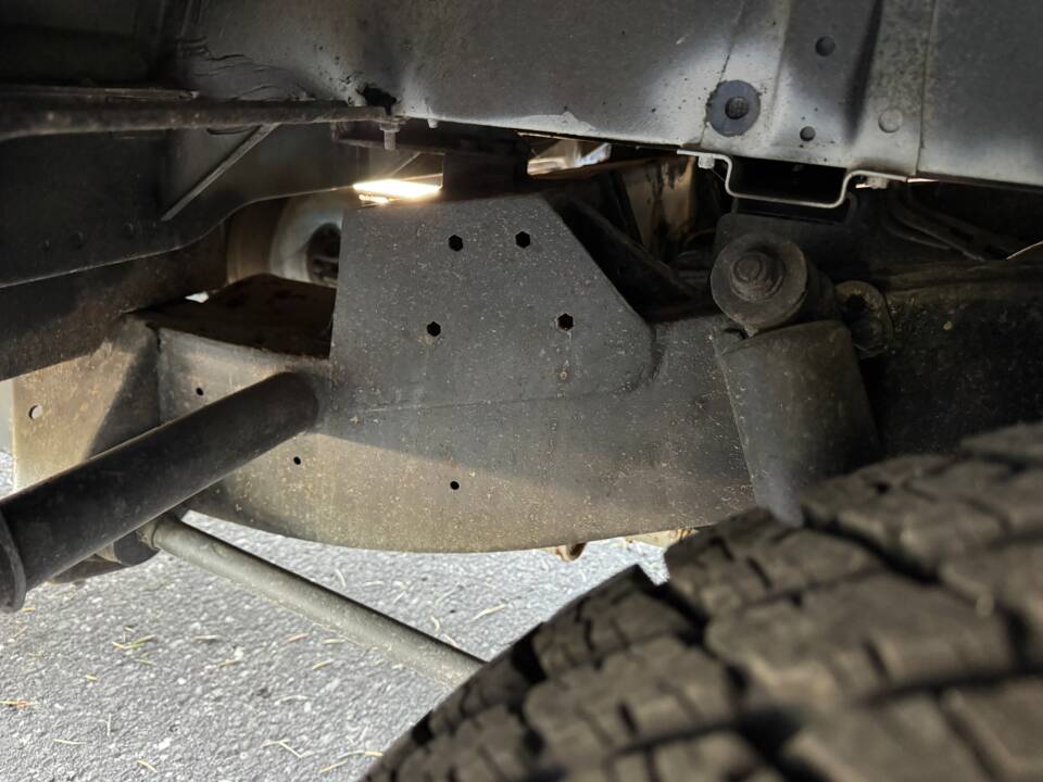 Bild 47/55 von Land Rover Defender 90 Heritage (2006)