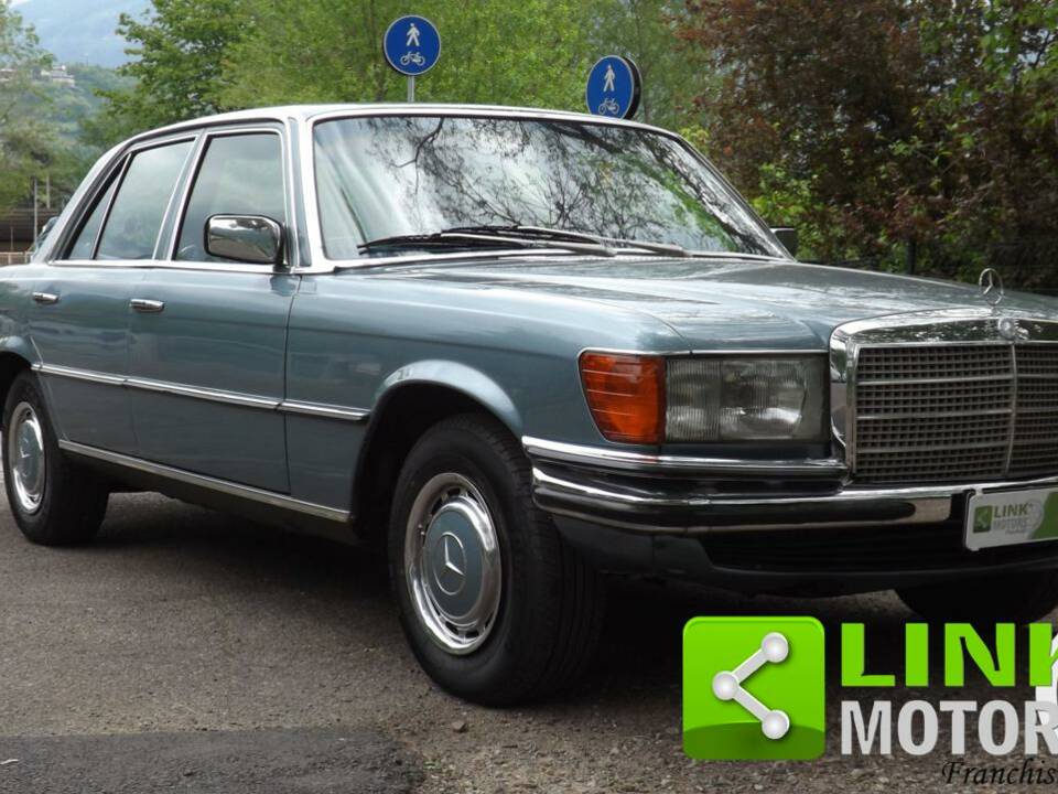 Image 9/10 de Mercedes-Benz 350 SE (1979)