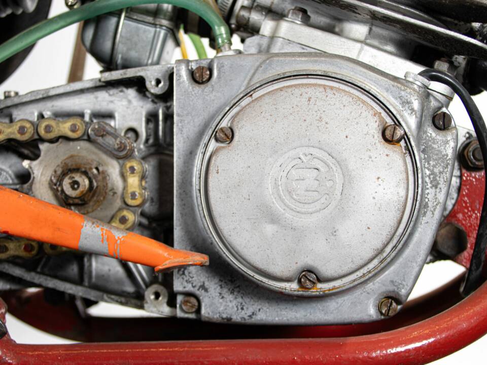 Image 30/38 of CZ 250 Moto Cross (1970)