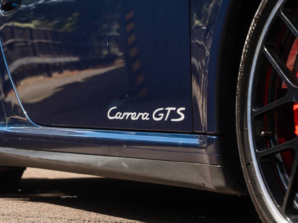 Image 45/54 of Porsche 911 Carrera GTS (2011)