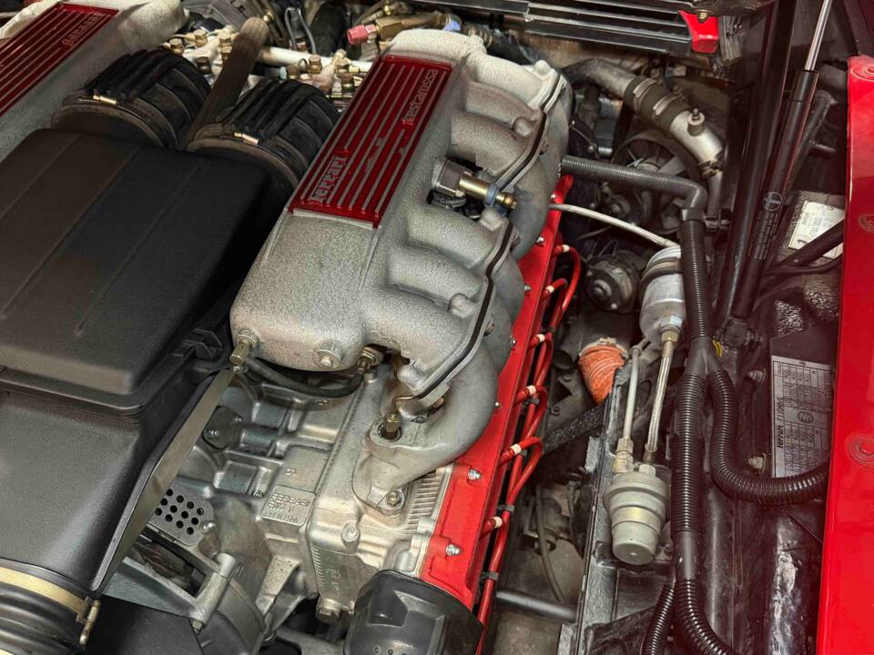 Afbeelding 35/36 van Ferrari Testarossa (1988)
