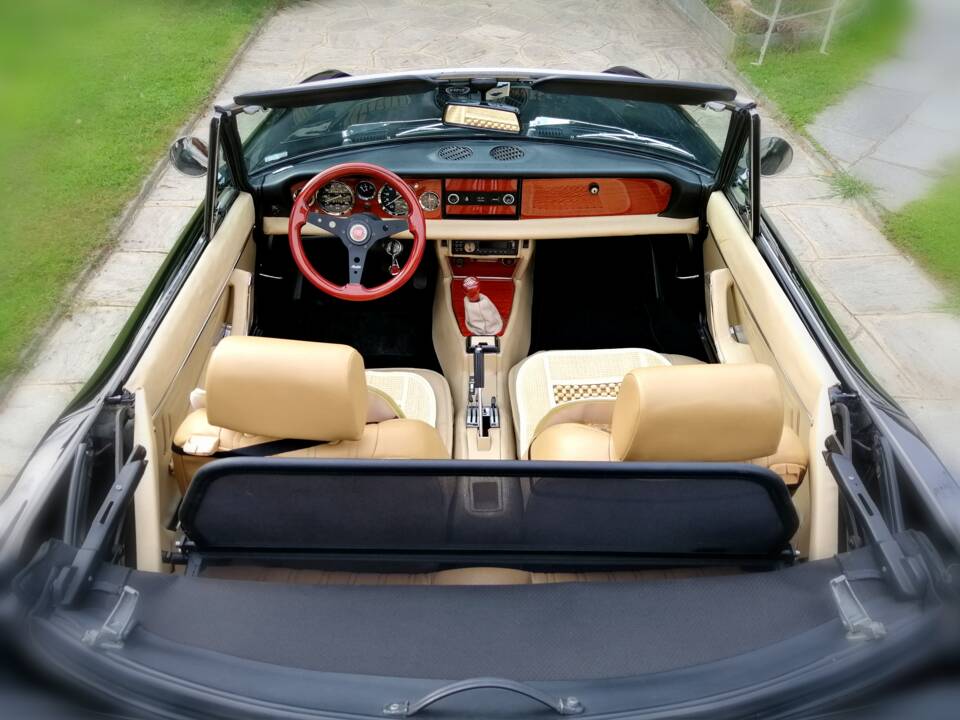 Bild 11/30 von FIAT Spider 2000 (1980)