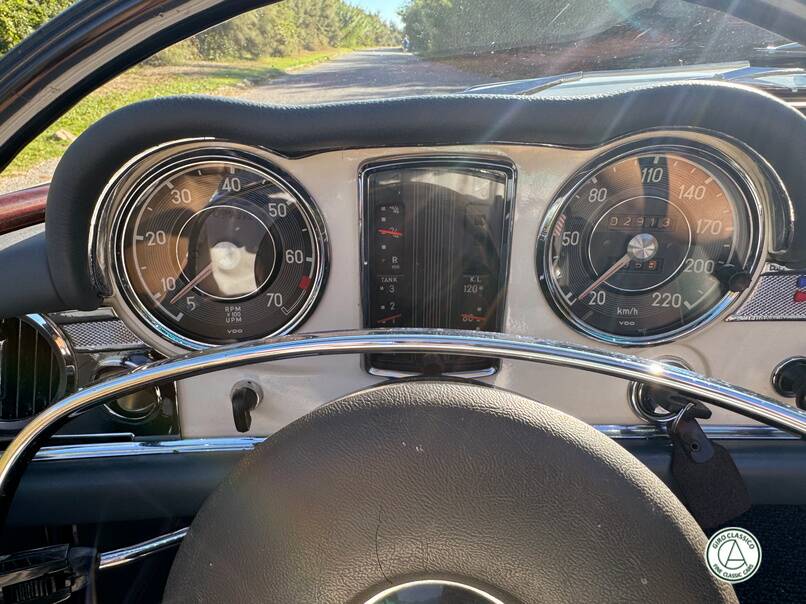 Bild 23/36 von Mercedes-Benz 250 SL (1967)