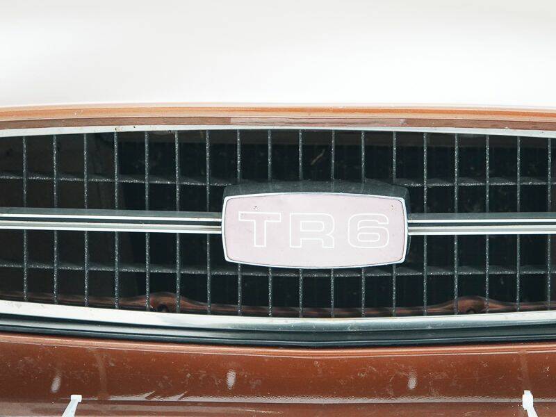 Image 14/15 of Triumph TR 6 (1975)