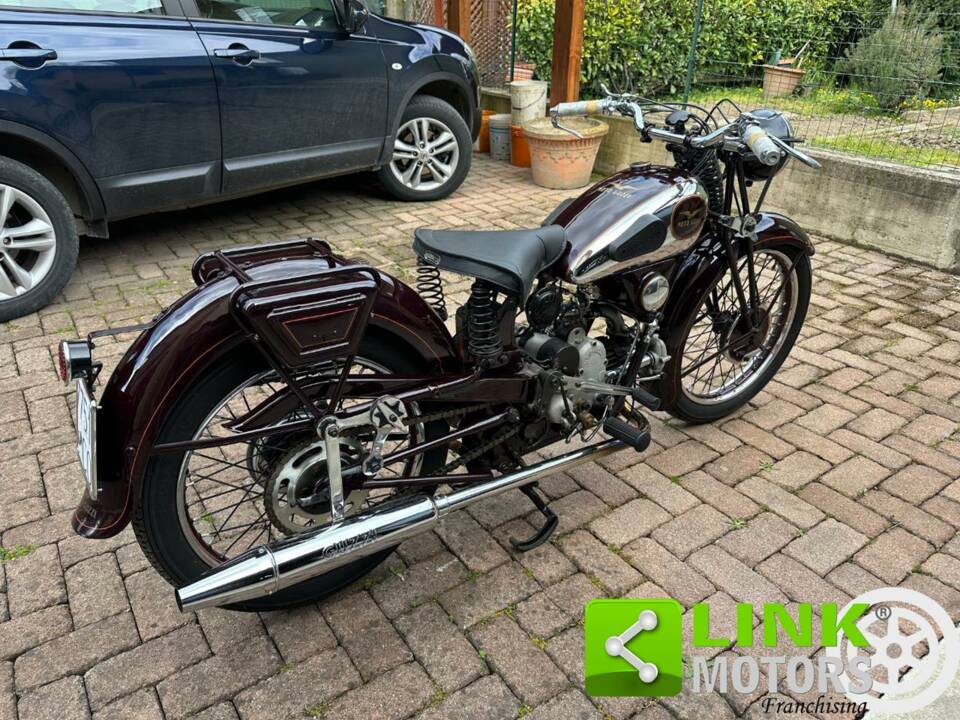 Image 8/10 of Moto Guzzi DUMMY (1934)