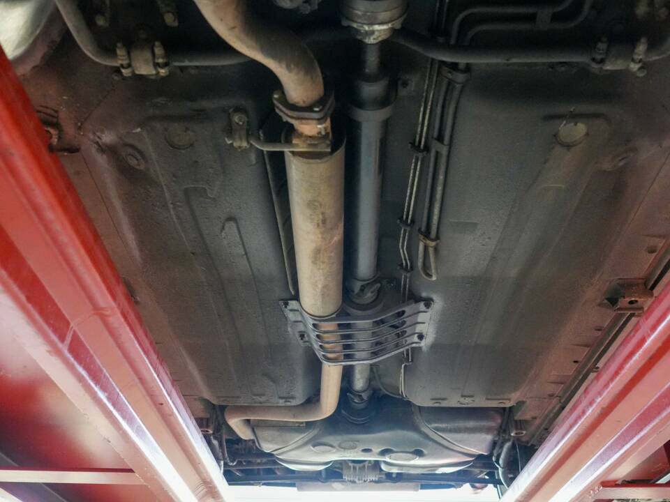 Bild 33/48 von Lancia Delta HF Integrale Evoluzione I (1992)